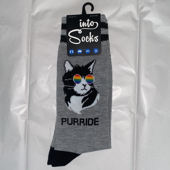 - Disney & Into The Socks PRIDE🌈Bundle (3pai… - Picture 4 of 9